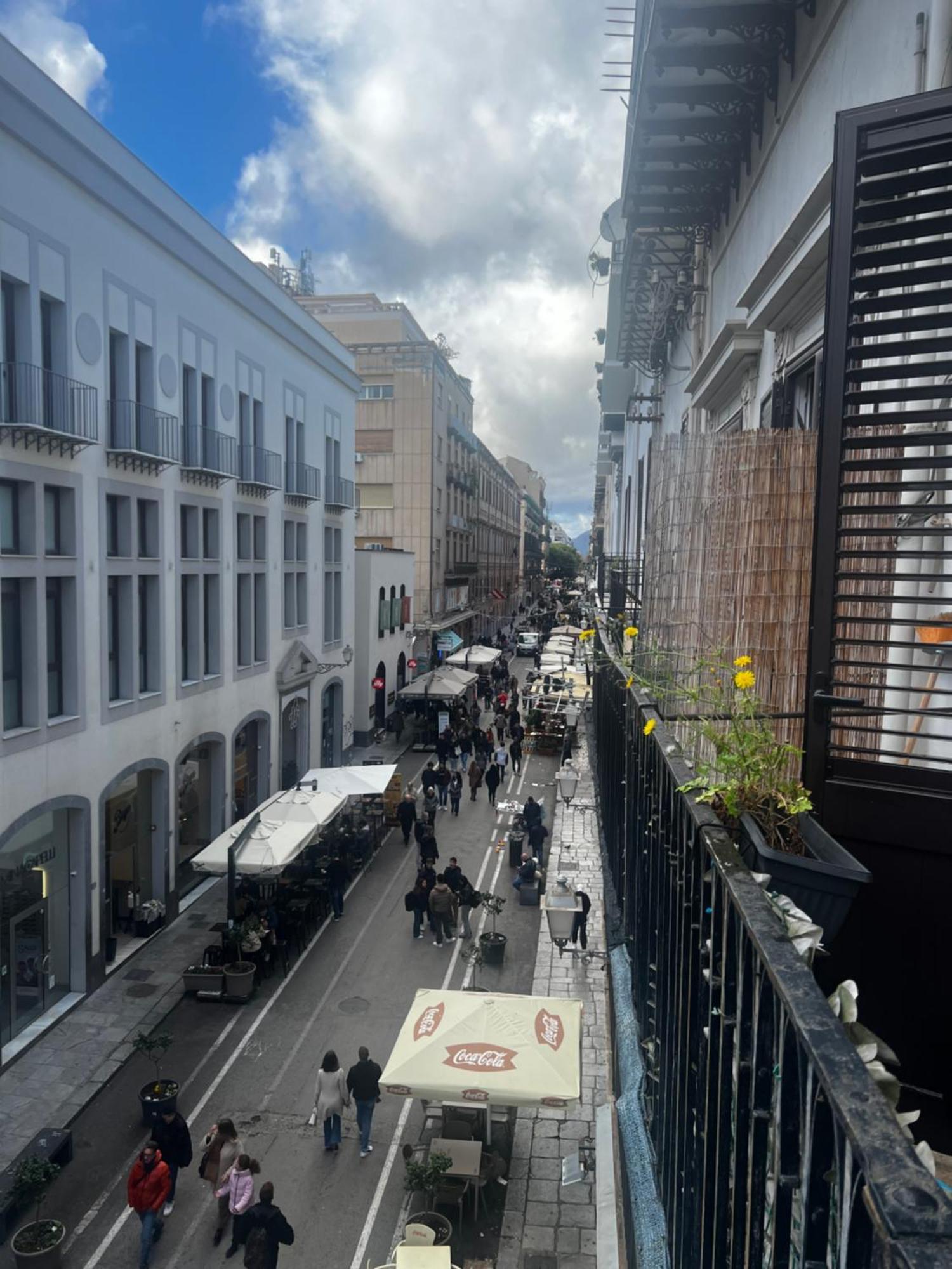 Maqueda Vibes Apartment Палермо Екстериор снимка