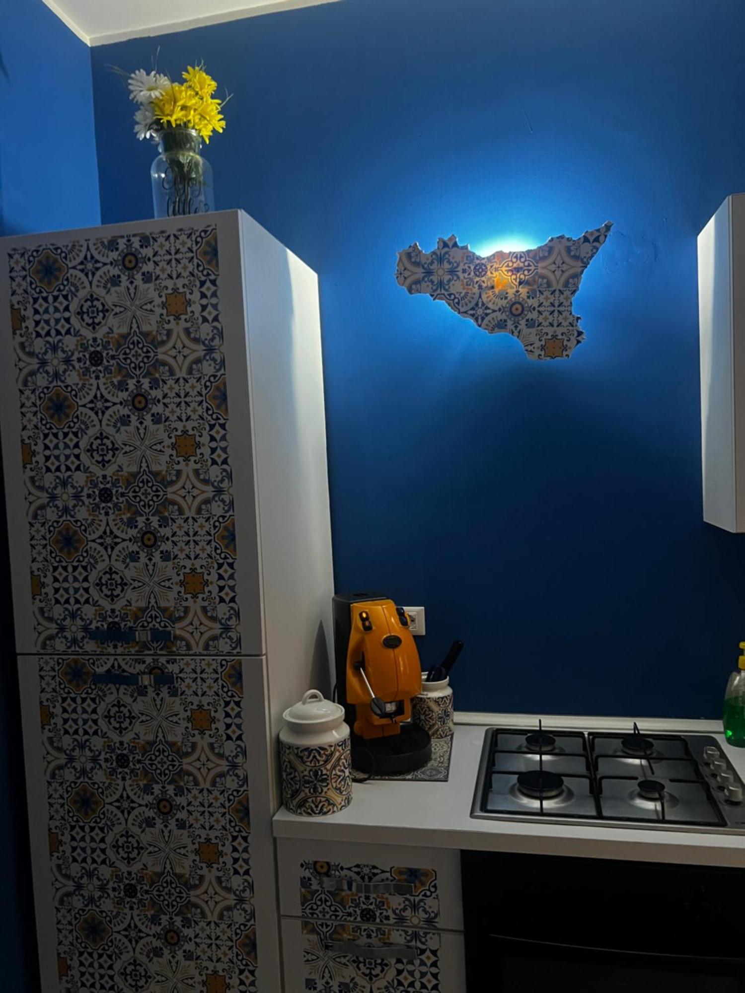 Maqueda Vibes Apartment Палермо Екстериор снимка
