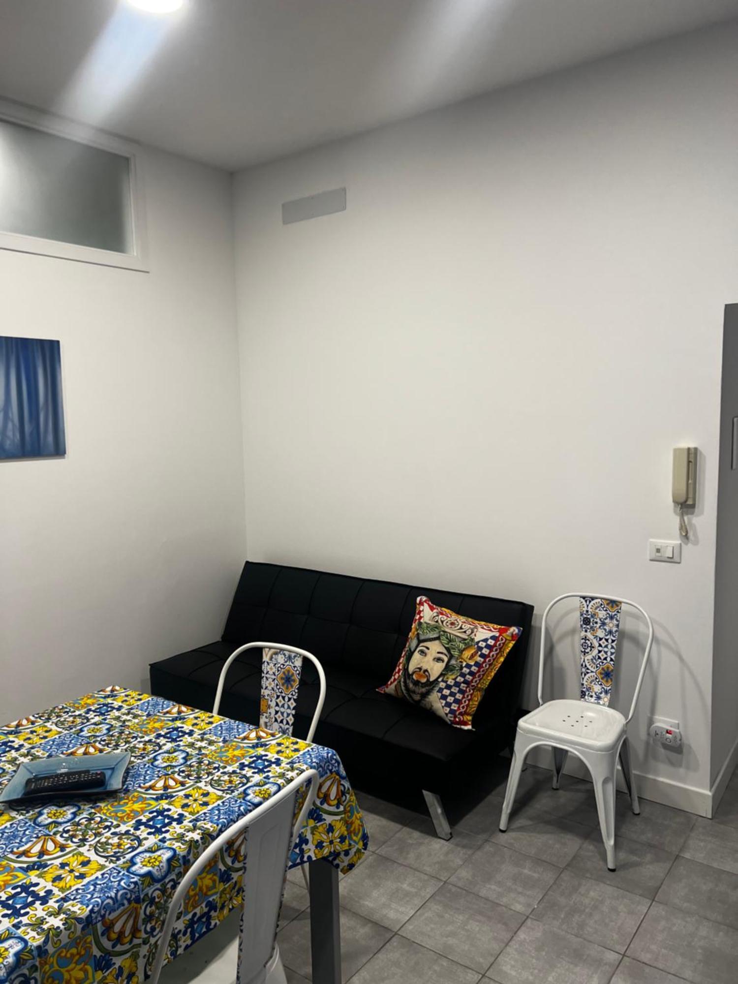 Maqueda Vibes Apartment Палермо Екстериор снимка